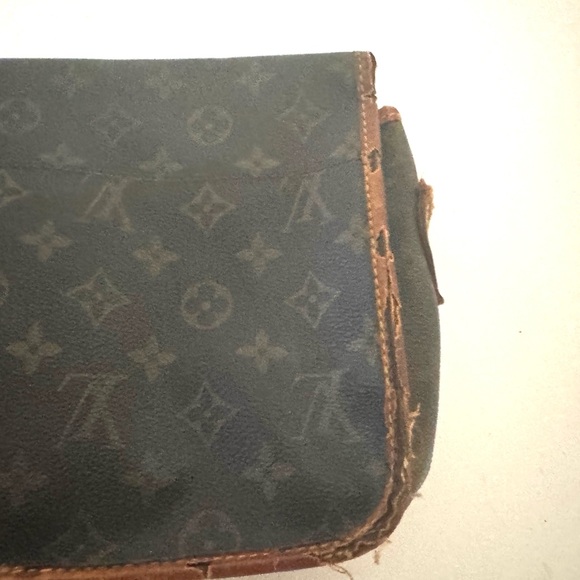 Louis Vuitton Monogram 2 pocket front compartments,w/central pocket+back pocket - Picture 12 of 13